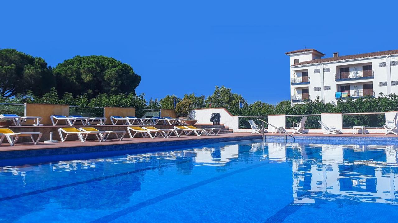 Hotel La Masia L'Estartit Luaran gambar