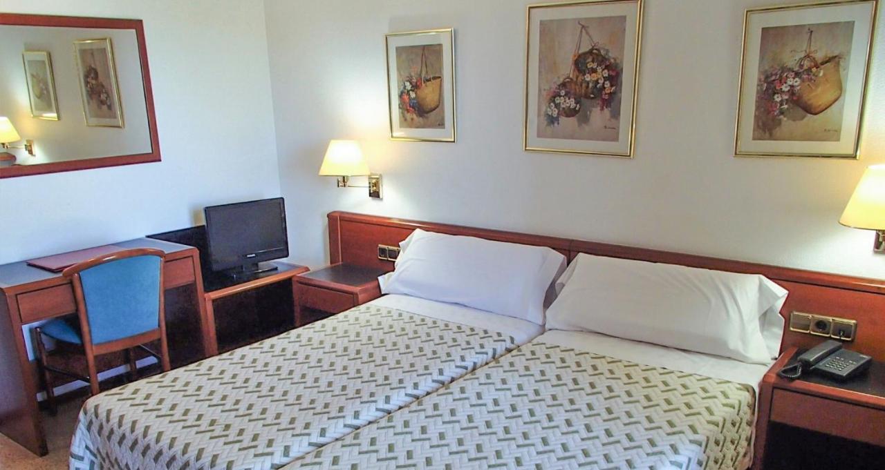 Hotel La Masia L'Estartit Luaran gambar